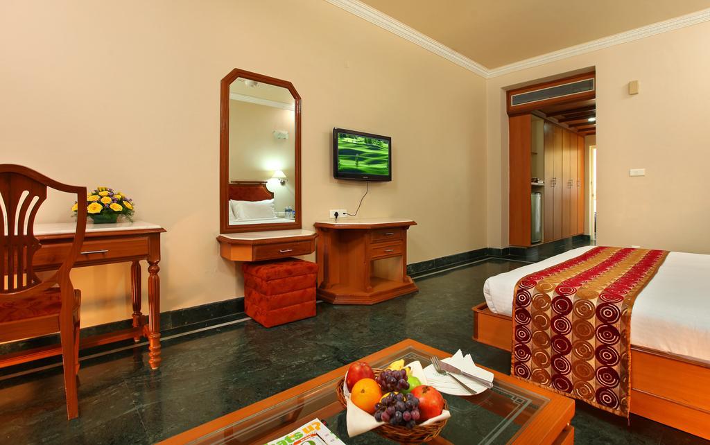 Eagleton - The Golf Resort Bidadi Kamer foto